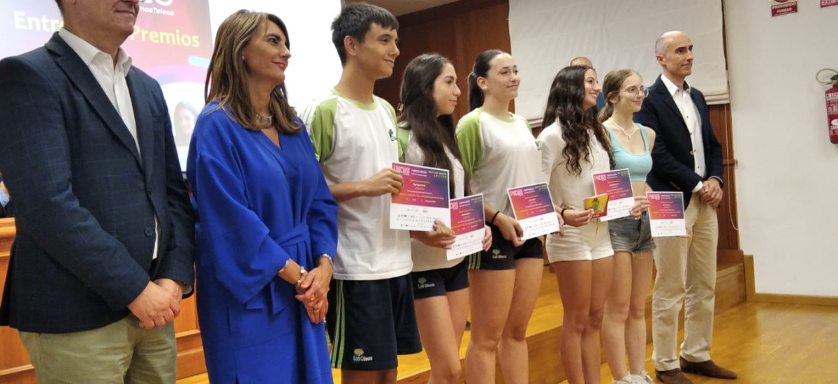 Los estudiantes de Bachillerato del IES Miguel de Cervantes, Maristas y Monteagudo, ganadores de la I Olimpiada de Teleco